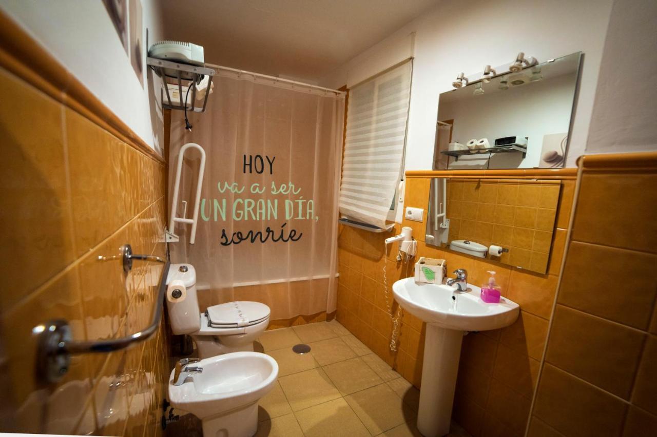 Apartamentos Turisticos Architettura Ubeda מראה חיצוני תמונה