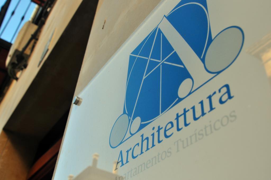 Apartamentos Turisticos Architettura Ubeda מראה חיצוני תמונה