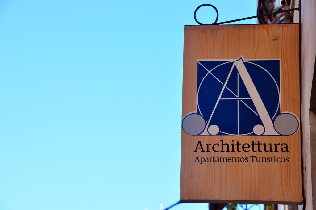 Apartamentos Turisticos Architettura Ubeda מראה חיצוני תמונה