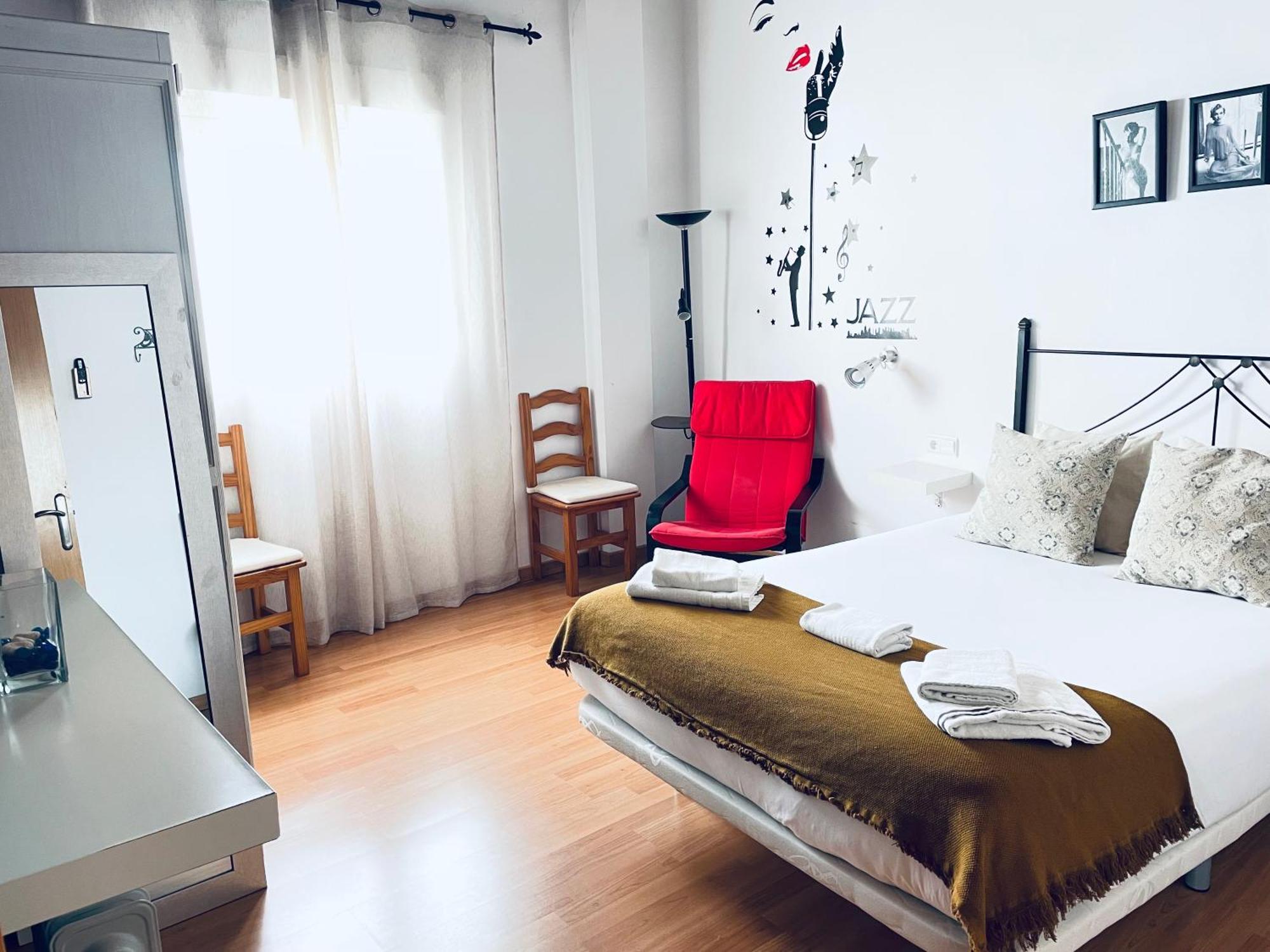 Apartamentos Turisticos Architettura Ubeda מראה חיצוני תמונה