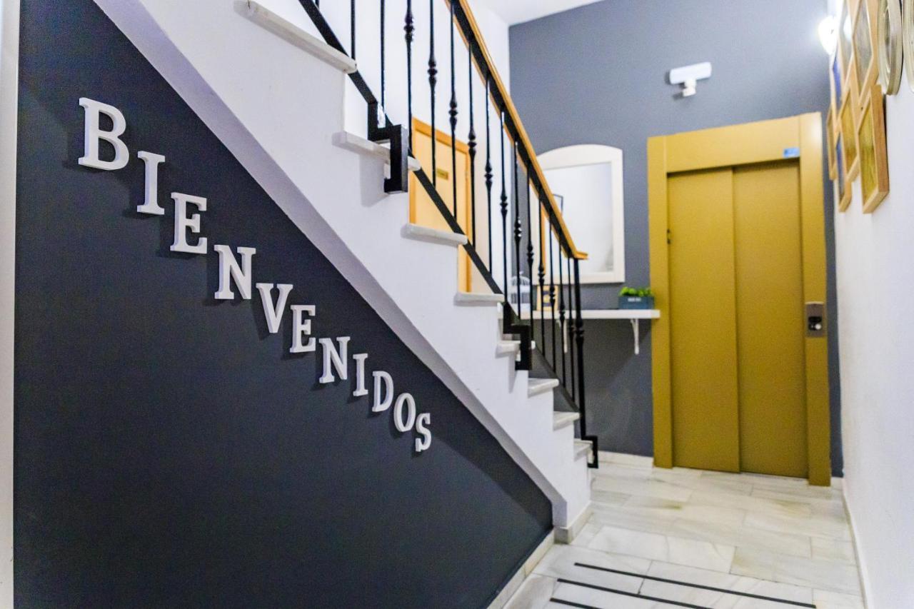 Apartamentos Turisticos Architettura Ubeda מראה חיצוני תמונה